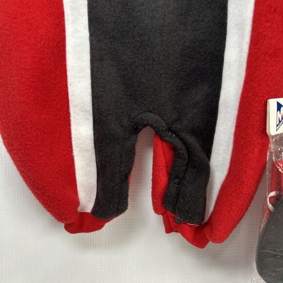 Sold
NWT Mighty Mac Sears 6/9 Months Body Suit With Hat Detroit Red Wings NHL - Picture 5 of 14